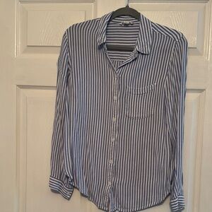 beachlunchlounge Women’s Blue and White Striped Blouse